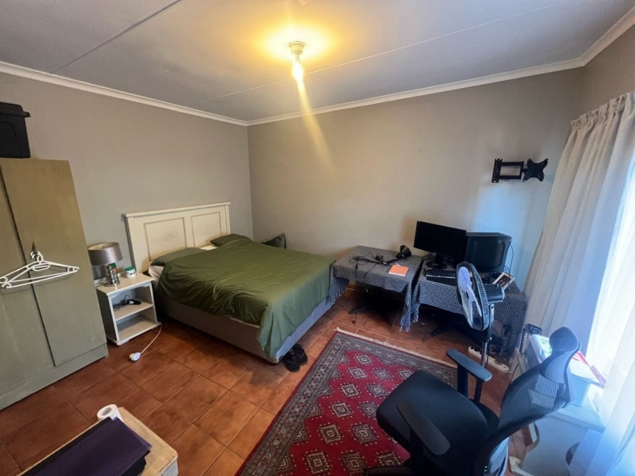 7 Bedroom Property for Sale in Van Der Hoff Park North West